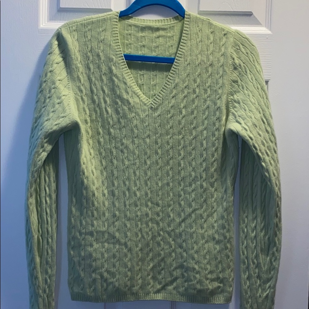 Soft lime Green cashmere